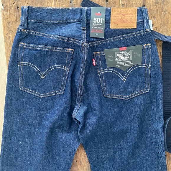 501 LEVI’S JEANS BRAND NEW, WITH TAGS - Picture 4 of 6